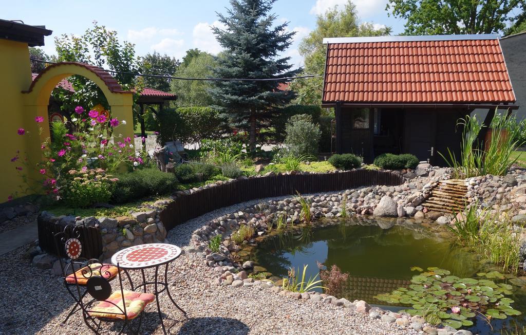 Am Gutspark Alt Tucheband Bagian luar foto