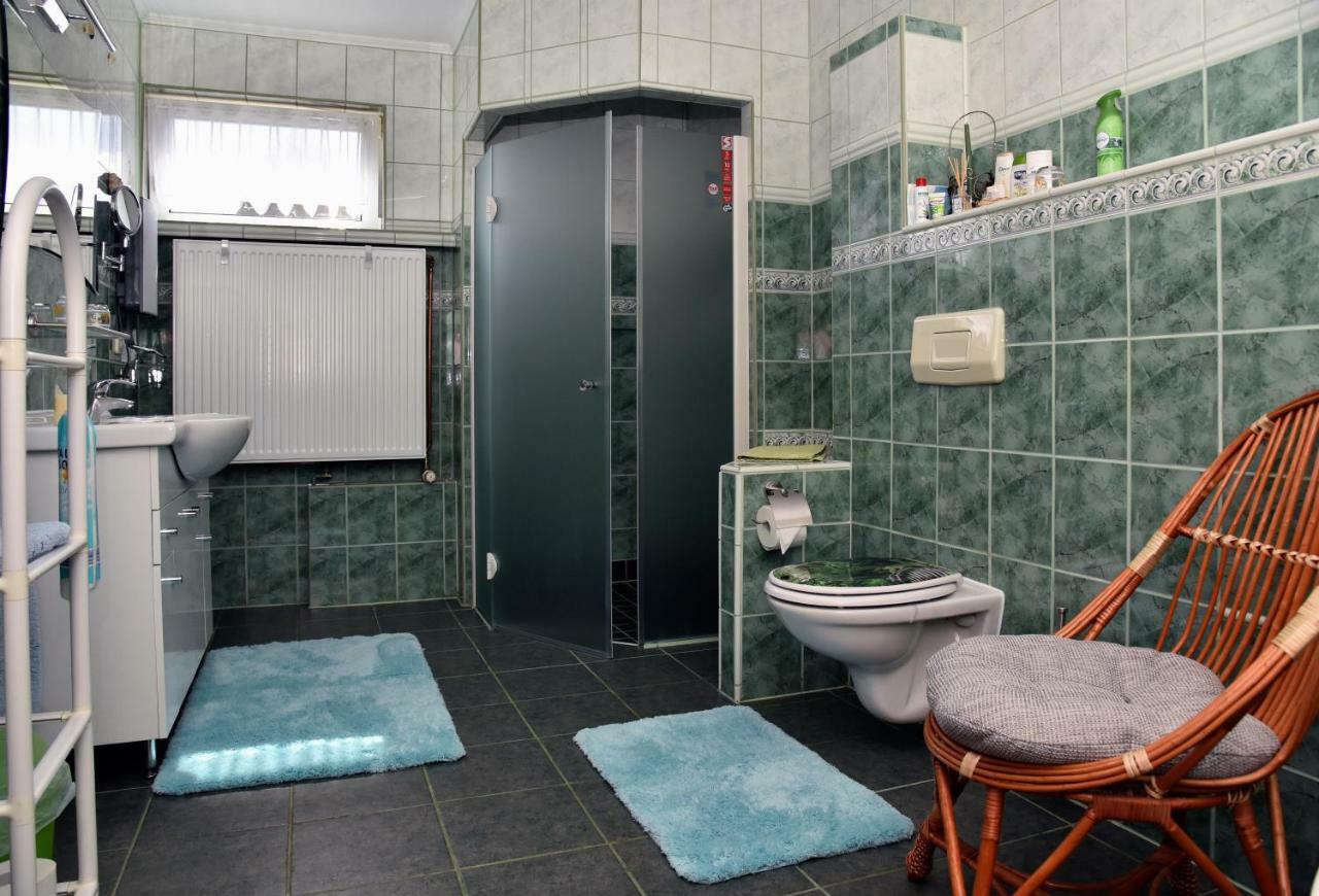 Am Gutspark Alt Tucheband Bagian luar foto